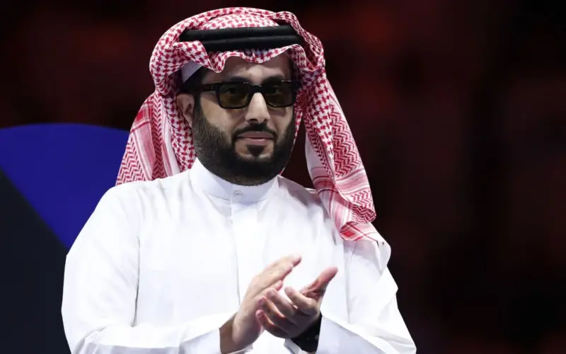 تركي آل الشيخ يحسم الجدل.. حقيقة دعوة الأهلي للمنافسة على بطولة الـ”10 ملايين دولار”